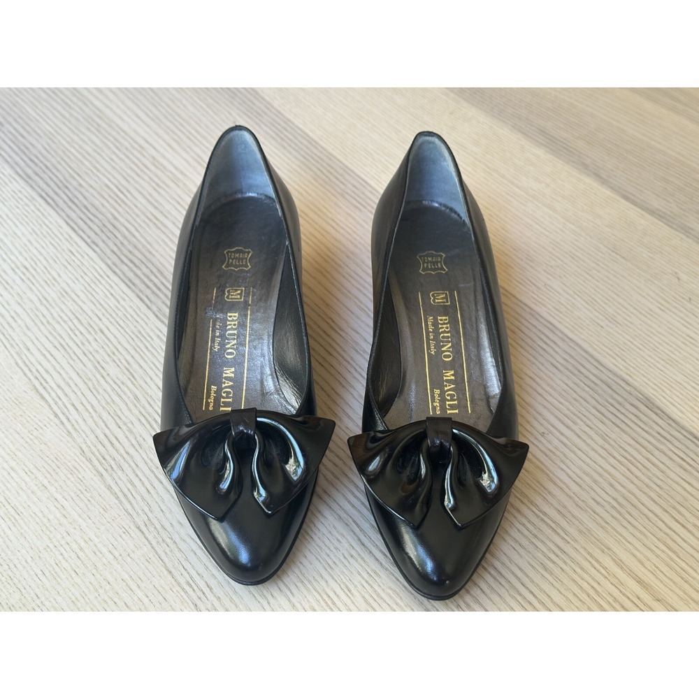 Bruno Magli Italian Leather Black Womens Shoes Wedges 5B Closed Toe Bows Read‎